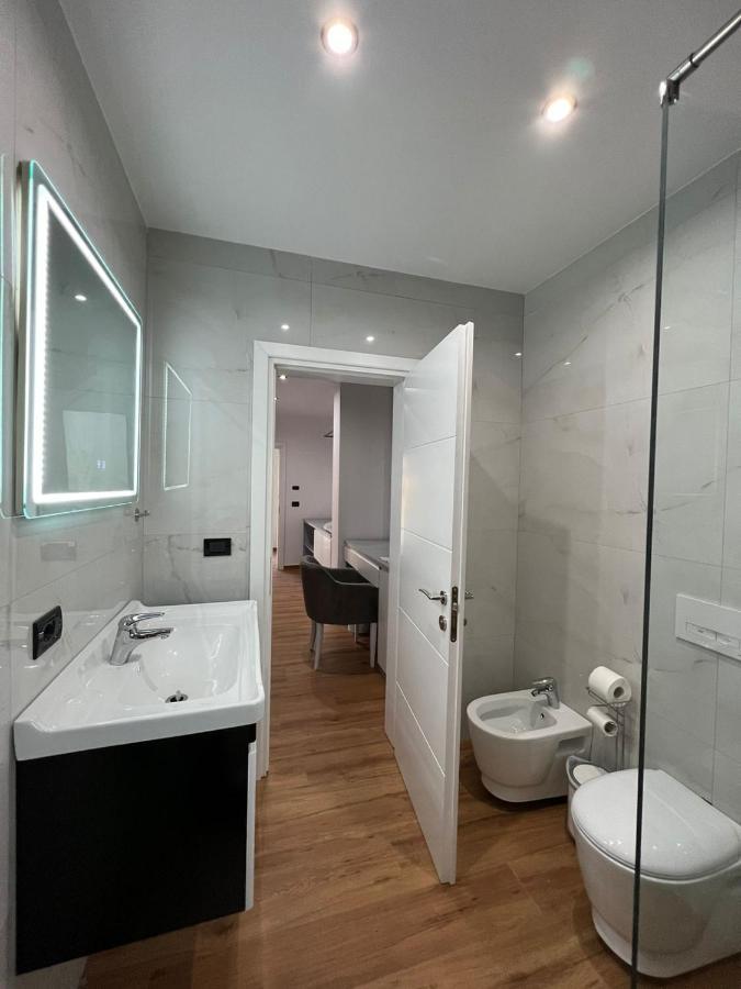 Hotel Vila Herta ดูร์เรส ภายนอก รูปภาพ