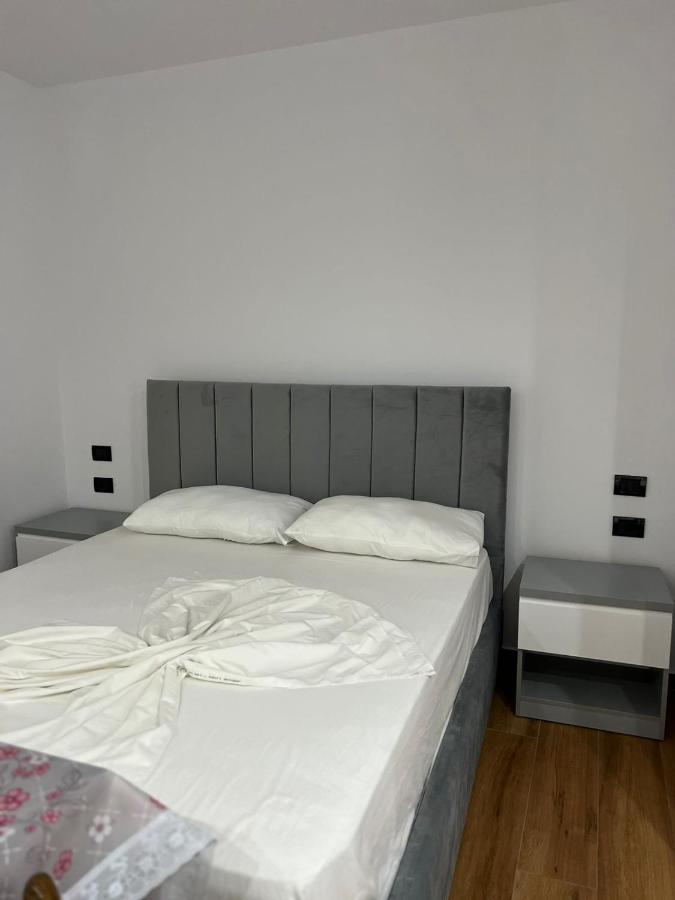 Hotel Vila Herta ดูร์เรส ภายนอก รูปภาพ
